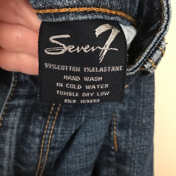 SEVEN7 Studio Flare Jeans in dark wash 5 pocket - Picture 8 of 11